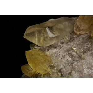 高級品ルチル水晶クラスターの詳細画像1