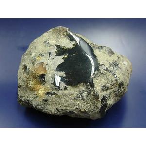 幻の名品！ブルーアンバー原石　ドミニカ産