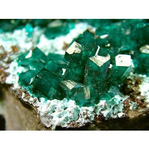 超レア品!特大!ダイオプテース(翠銅鉱)ペルー産の詳細画像1