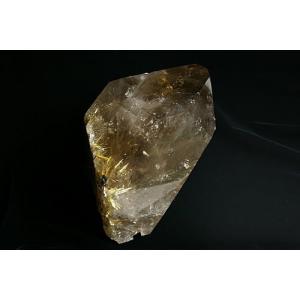 超特大　スタールチル入りスモーキー水晶
