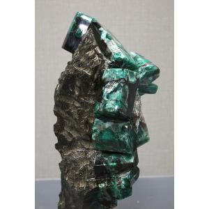 特大エメラルド原石磨き ブラジル産の詳細画像5