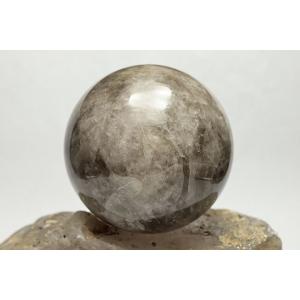 山梨県黒平産 72mm 草入煙水晶 丸玉 販売...の詳細画像2