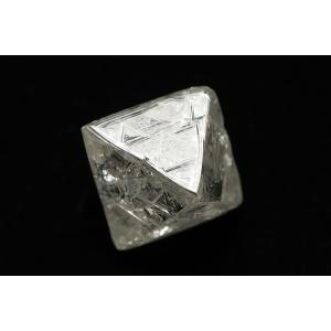 名品　3.576ctダイヤモンド原石 八面体結晶　コンゴ産 鑑別書付