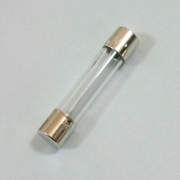 Montreux モントルー 電子部品 Slow Blow Fuse 2A 9197