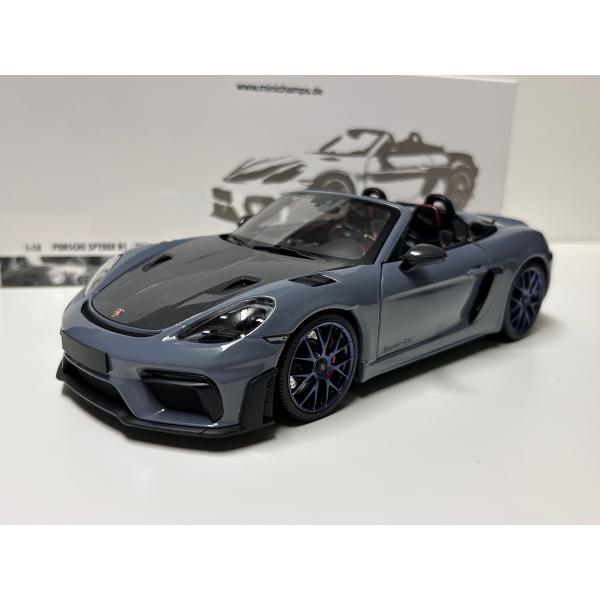minichmaps 1/18 Porsche 718 Spyder RS Weissach-pkg...