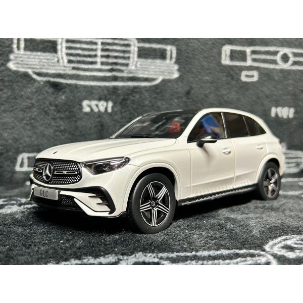 iScale 1/18 Mercedes Benz GLC (X254) AMG LINE 2022...