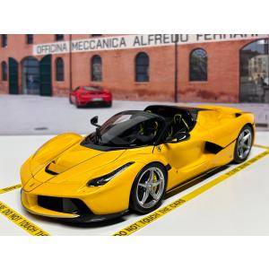B.B.R ＜予約品＞ BBR 1/18 Ferrari 488 PISTA Rosso Corsa