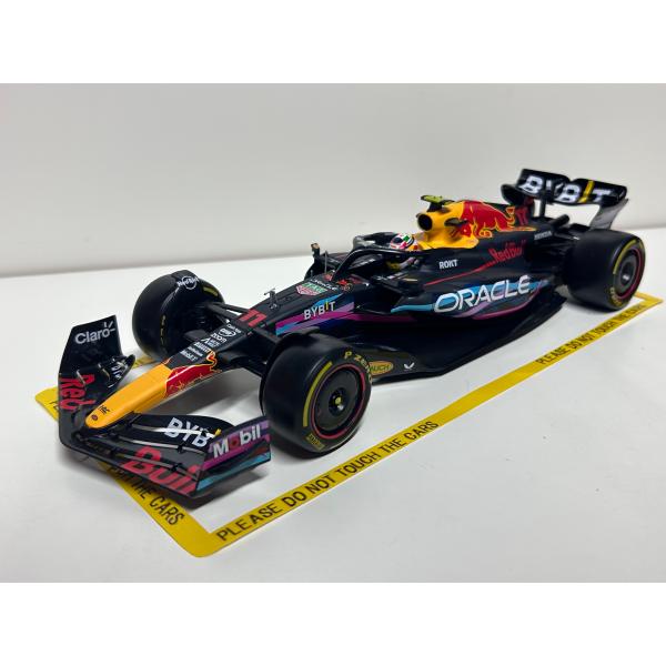 ＜予約品＞　burago 1/18　RED BULL F1 RB19 #11 2nd MIAMI G...