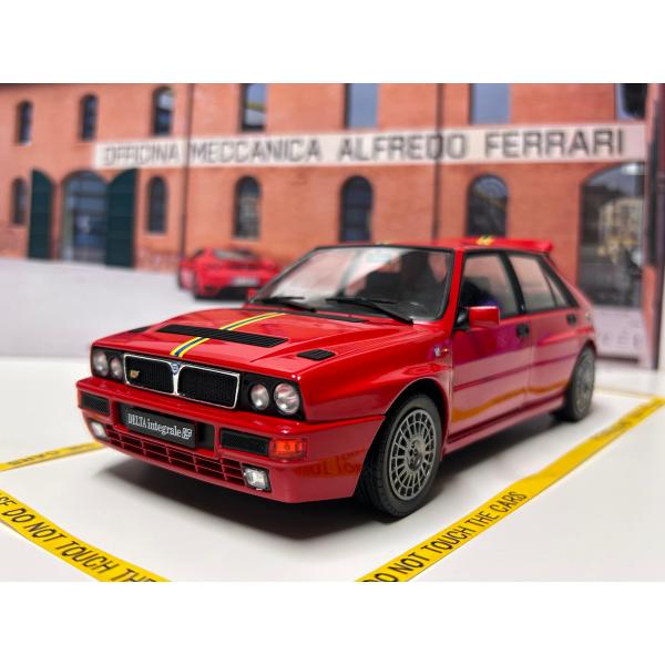 solido 1/18　Lancia Delta HF 1995　レッド　ランチア　デルタ　ミニカー...
