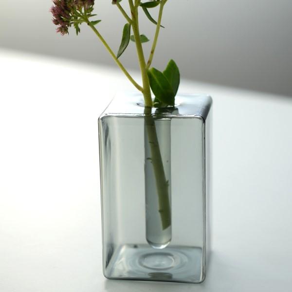一輪挿し 花瓶 フラワーベース ガラス スクエア グレー スタイリッシュ シンプル オブジェ