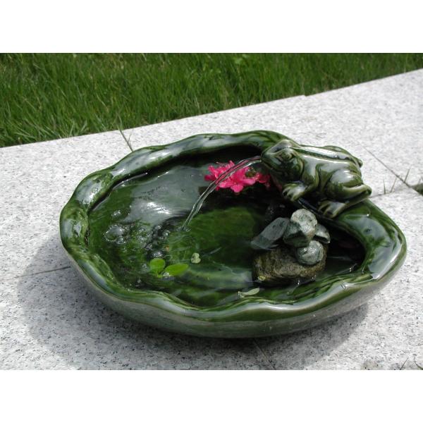 ソーラー バードバス スマートソーラー SS-22300 フロッグ