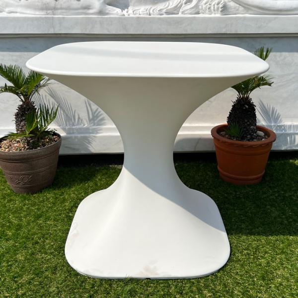 イタリア製デザイナーズファニチャー ミロ ホワイト 高さ56cm スツール ローテーブル 樹脂製 サ...