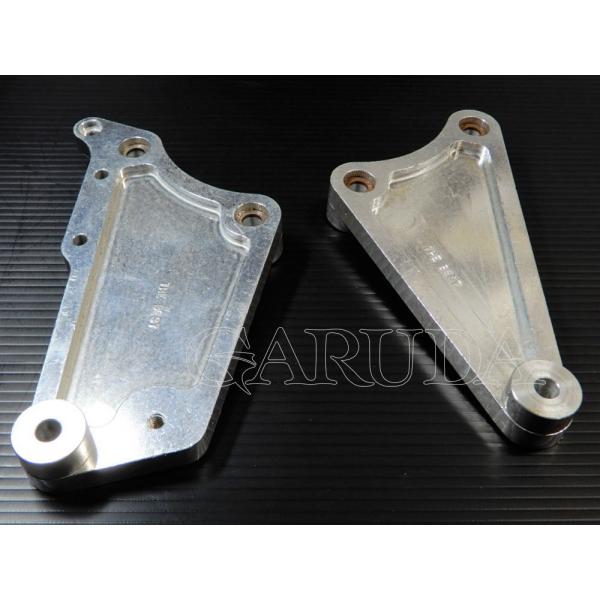 MENANI【メナー二】ドゥヵティモンスター900用ステップキット　ホルダーのみ　(左右セット)　※...