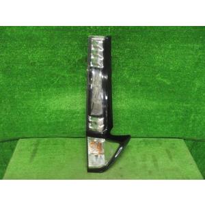トール DBA-M910S 右テールライト 右テールランプ カスタムG SA2 4WD 1KR-FE...