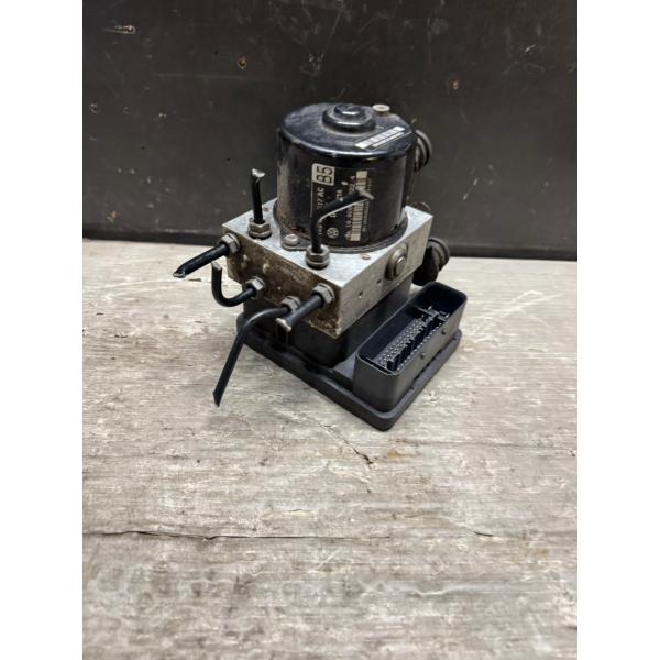 VW フォルクスワーゲン ABS アクチュエーター 1K0 614 517 AC b5497-gyr...