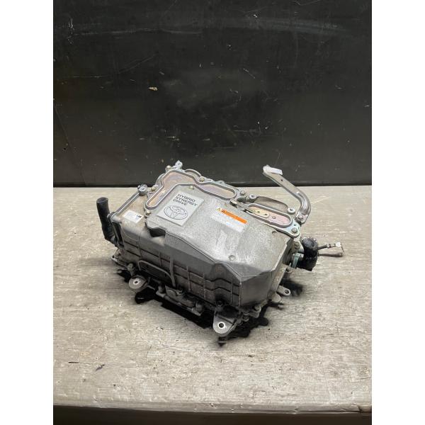 トヨタ アクア ハイブリッド 前期 (NHP10) 純正 インバーター コンバーター INVERTE...