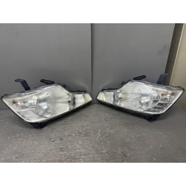 ステップワゴン G Lパッケージ 前期 (RK1) 純正 ハロゲン ヘッドライト 100-22012...