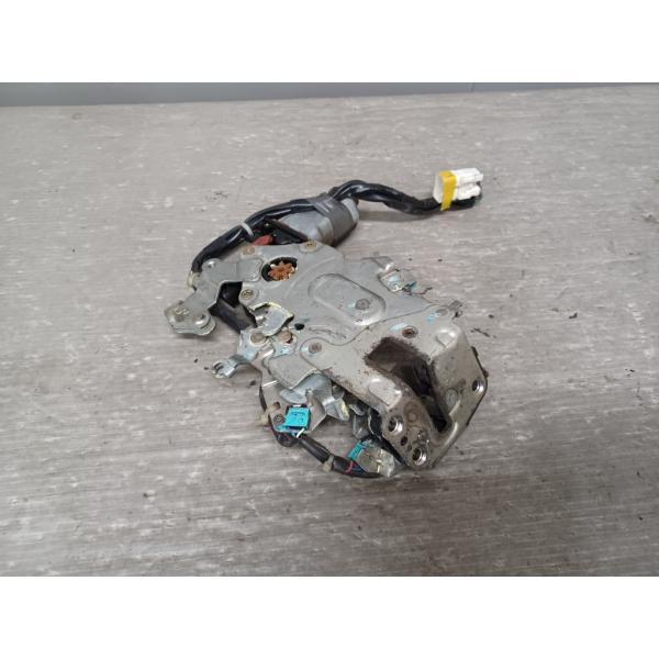 ヴォクシー Z 煌II 前期 (AZR65) 純正 右 イージークローザー Toyota トヨタ 破...