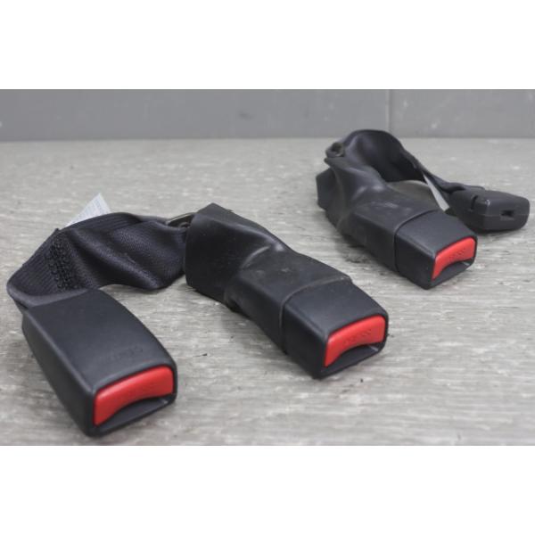 スバル レガシィ ツーリングワゴン 20GT ターボ 前期 (BP5) 純正 リアシートベルトキャッ...