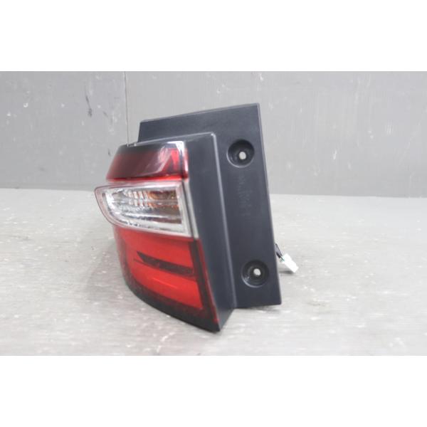 オデッセイ G 前期 (RC1) 純正 左テールランプ LED全点灯OK テールライト 33550-...