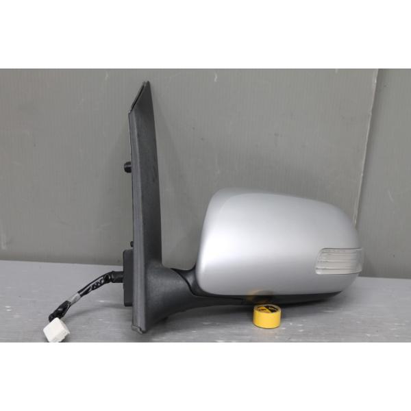 トヨタ アイシス L G 後期 (ZGM10) 左ドアミラー ウィンカー 電格 7ピン シルバーメタ...