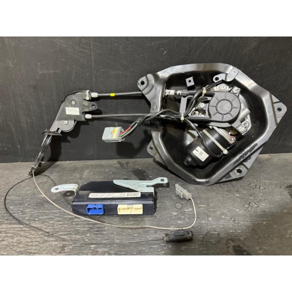 セレナ 20X S ハイブリッド 前期 (HC26 C26) 純正 左パワースライドモーター コンピ...