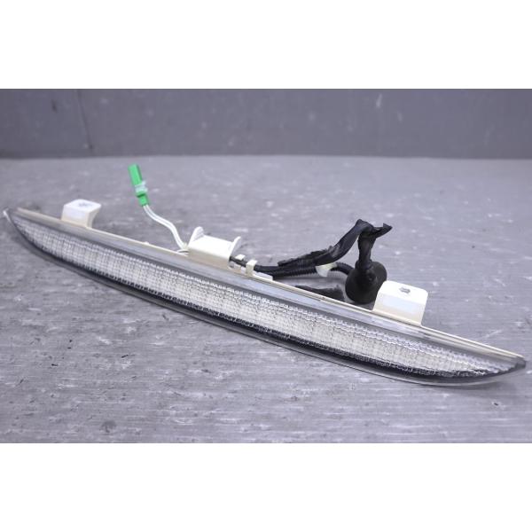 エリシオン プレステージ SG (RR5) 純正 ハイマウントストップランプ P7102 ブレーキラ...