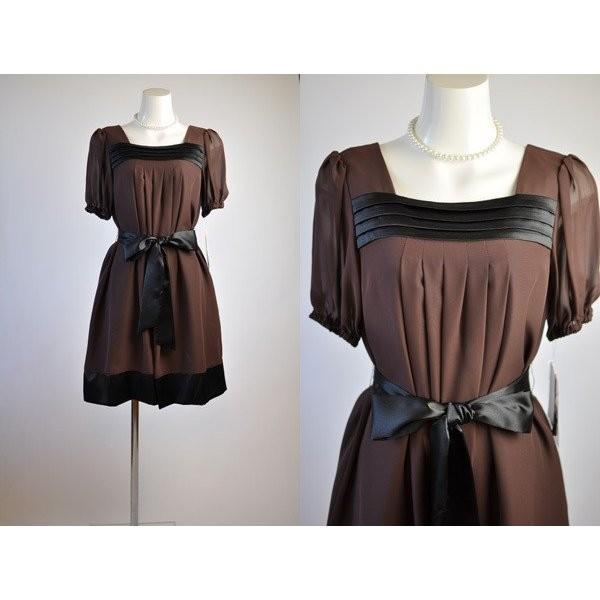 レディース ワンピース 7号 11号 黒色サテンとウエストリボンが印象的なワンピース 茶色 ブラウン