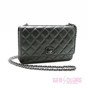 CHANEL 【値下げ交渉可】CHANEL シャネル レザークロスボディ 黒  