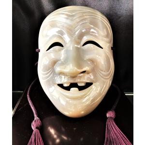 小面（こおもて） 砥の粉仕上げ 木彫り 楠面 能面 お面 : 仏像と縁起物