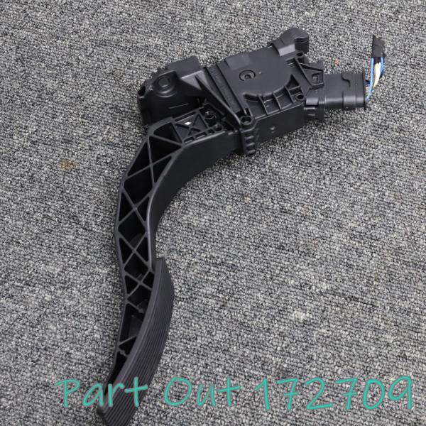 [M-20]ベンツ W177 A200d アクセルペダル A1773002100 AMG ライン 中...