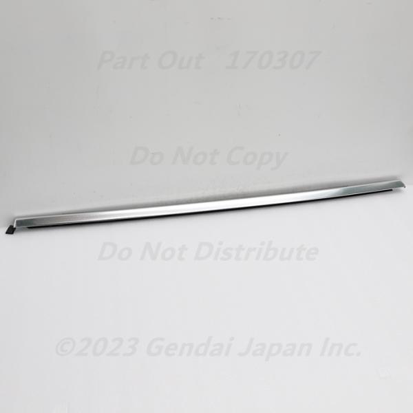 [P-16]マカン ターボ 95B 左リアドア モール モールディング 95B839475C GV9...