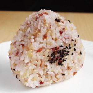 玄米 雑穀 おにぎり 野球部のおむすび[マヨこぶ] 130g 手作り おむすび 冷凍