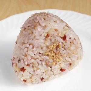 玄米 雑穀 おにぎり 野球部のおむすび[マヨそぼろ] 130g 手作り おむすび 冷凍