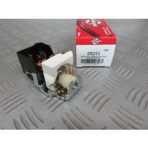 213.1982-1992 カマロ ヘッドライト スイッチ NEW　SMP or Rostra BU...