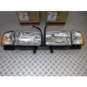 ヘッドライト ASSY 左側・ラムバン 98-03y ダッジ ヘッドランプ レンズ