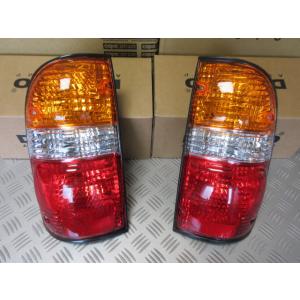 689Tun.2000-2006 US トヨタ タンドラ テールランプ 左右set 純正OEM