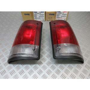 195.FORD 2004-2014 フォード エコノライン テールランプ E150 ~ E350 ...