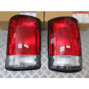 ボルボ240セダン テールランプ 左右セット NEW！ VOLVO240 244 sedan