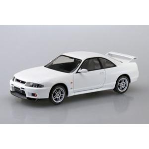 1/32 NISSAN R33スカイラインGT-R(ホワイト） 組み立て式プラモデル