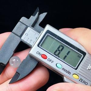 PROME 瑠璃 ガラス 貫通孔 粒売り NO...の詳細画像1