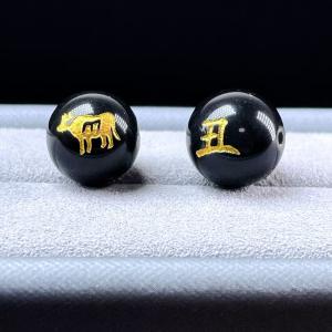 PROME・天然石・大人気・十二支・オニキス・牛・10mm・貫通孔・彫刻品・パーツ P4867