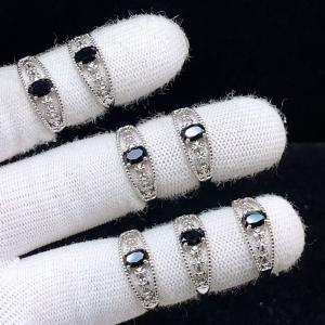 ブラックフォッシルコーラル （化石珊瑚）約24×12×5mm ・クレイジー