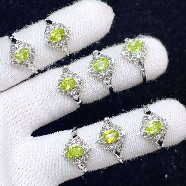 PROME 天然石 特別仕様品・限定品・再入荷不可・ペリドット・白銅指輪・フリーサイズ・ P9170
