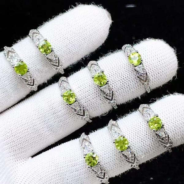 PROME 天然石 特別仕様品・限定品・再入荷不可・ペリドット・白銅指輪・フリーサイズ・ P9787