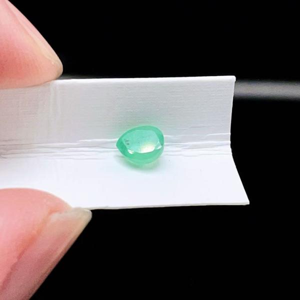 PROME 天然石【一点物】希少鉱・再入荷困難・エメラルド・コロンビア産・ルース・5x4x2mm ・...