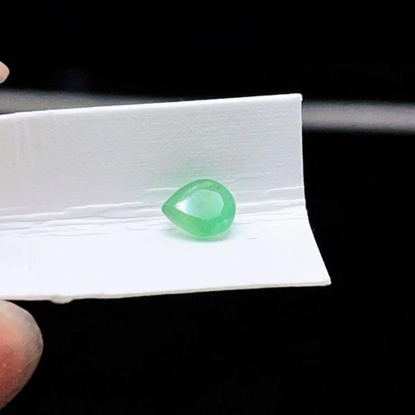 PROME 天然石【一点物】希少鉱・再入荷困難・エメラルド・コロンビア産・ルース・5x4x2mm ・...