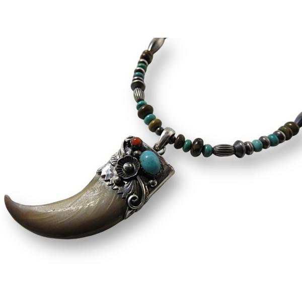 インディアンジュエリー ビーズ 熊爪 ベアクロー ネックレス ナバホパール シルバー925 ターコイ...