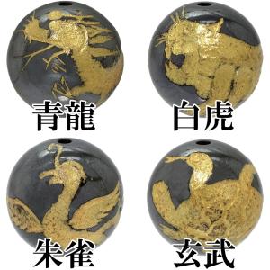 糸魚川翡翠 勾玉 縦約1.6cm 希少 黄色 二ノ型 産地証明書 桐箱 付き