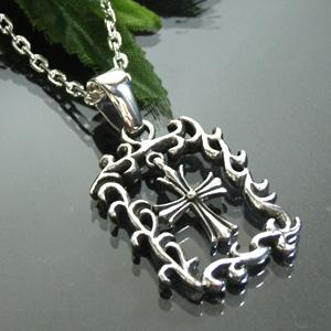 ネックレス メンズ シルバー 唐草 フレーム クロス 人気 かっこいい